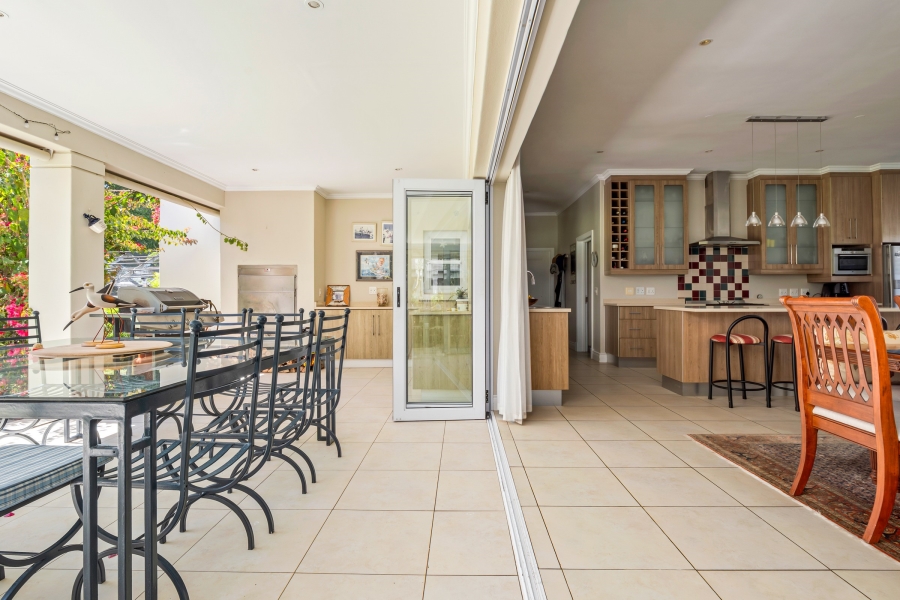 4 Bedroom Property for Sale in Leisure Isle Western Cape